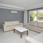 Vila Raya3 *