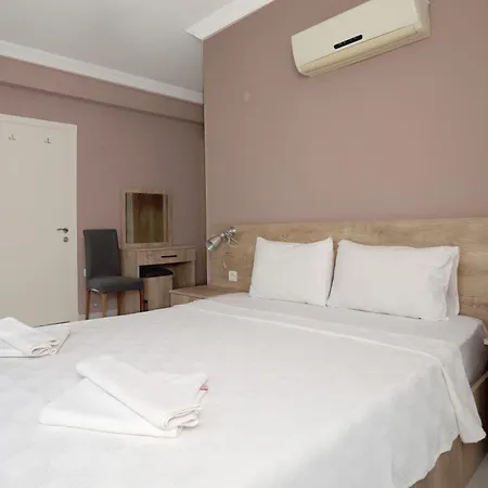 Villa Raya3 *