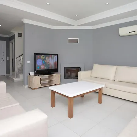 Villa Raya3